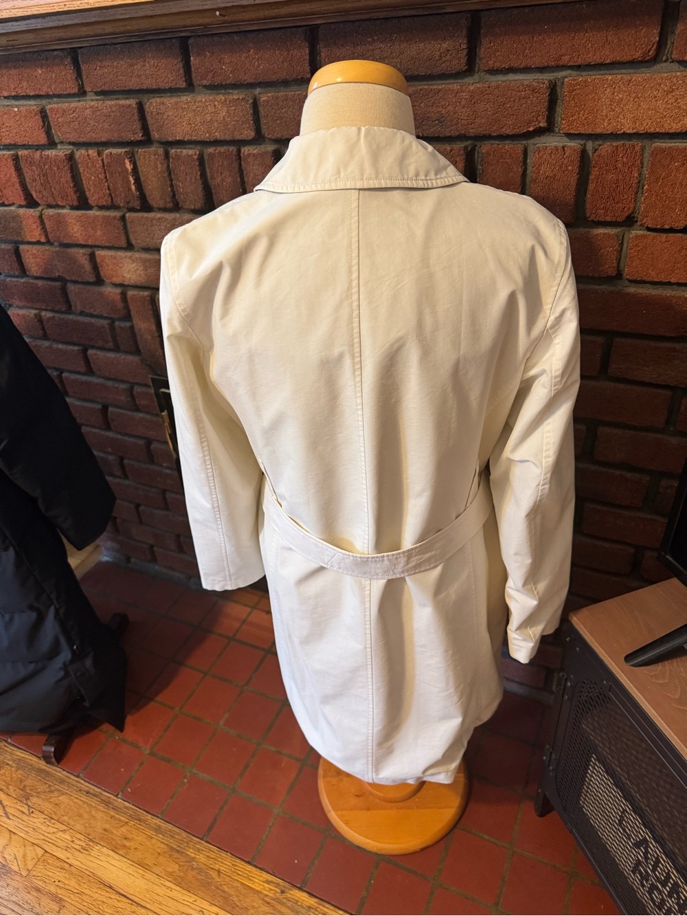 Vintage Burberry trench made in UUSA Women’s Classic White size 6 like new - Picture 7 of 15